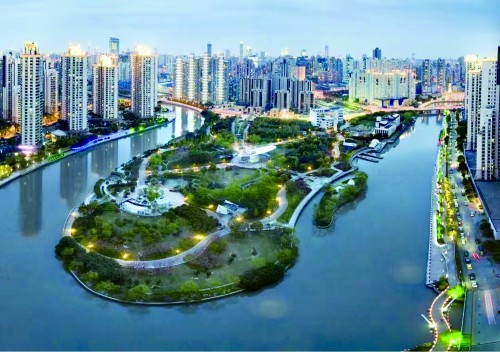 苏州河昌化路路口桥段。